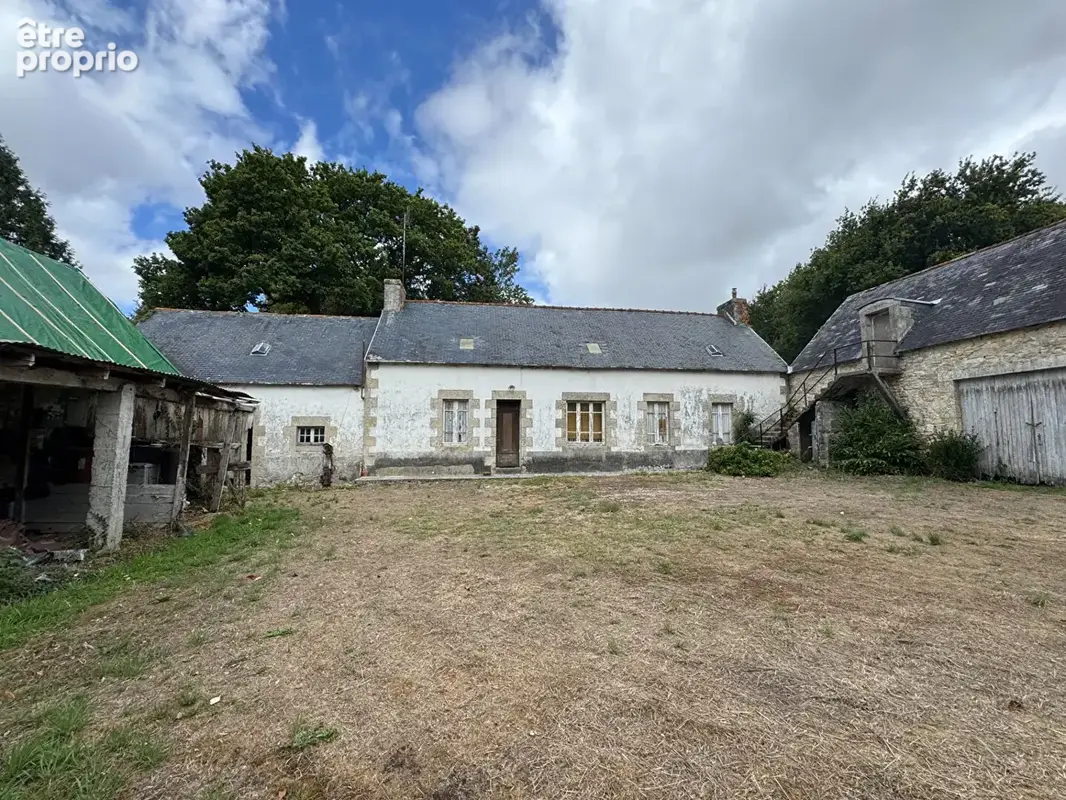 Rare ? Ensemble en pierre à rénover, cour fermée, terrain de 2500 m² - photo 8