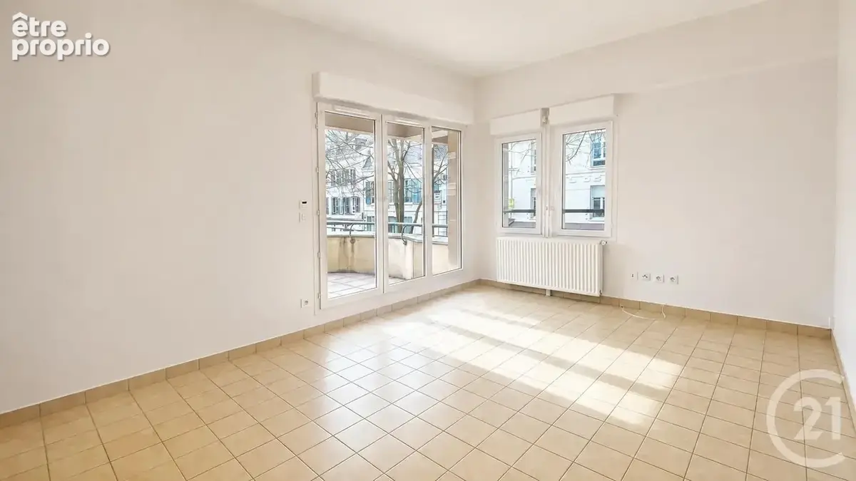 Appartement 3 pièces 61 m² à vendre à Chartres (28000) - photo 2