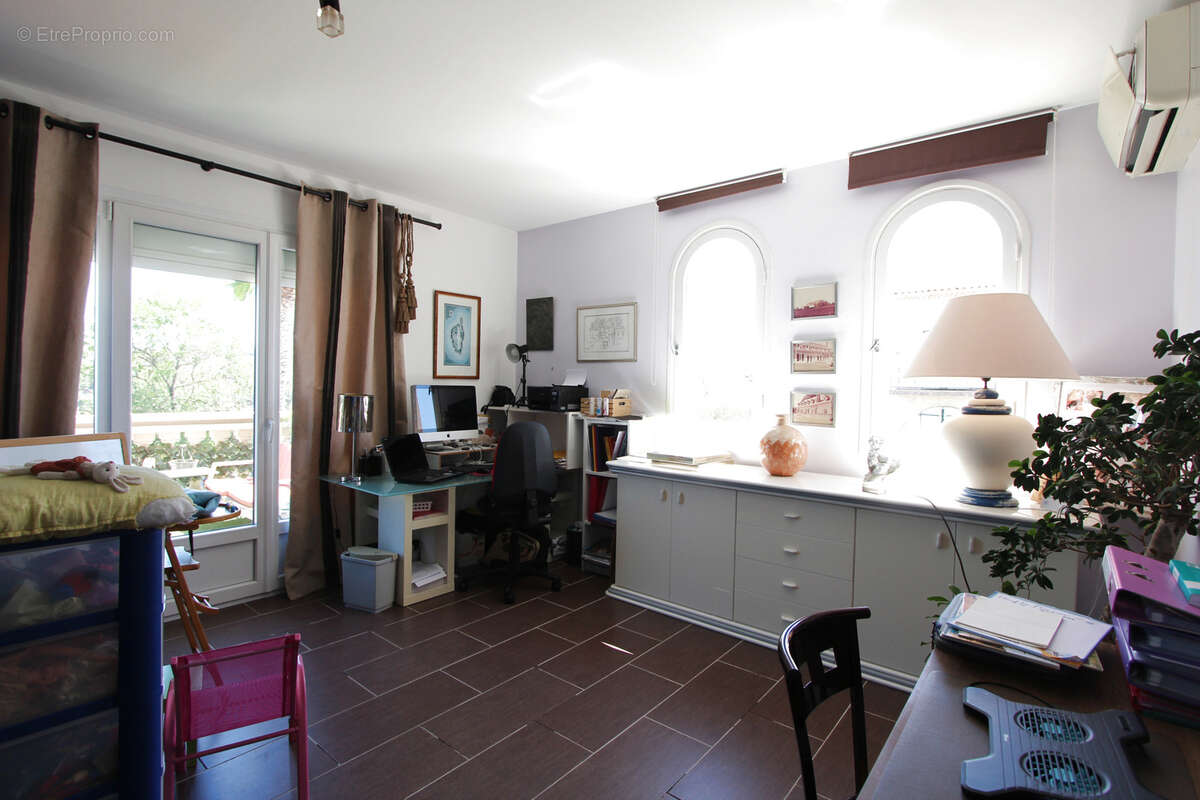 Appartement à LA COLLE-SUR-LOUP