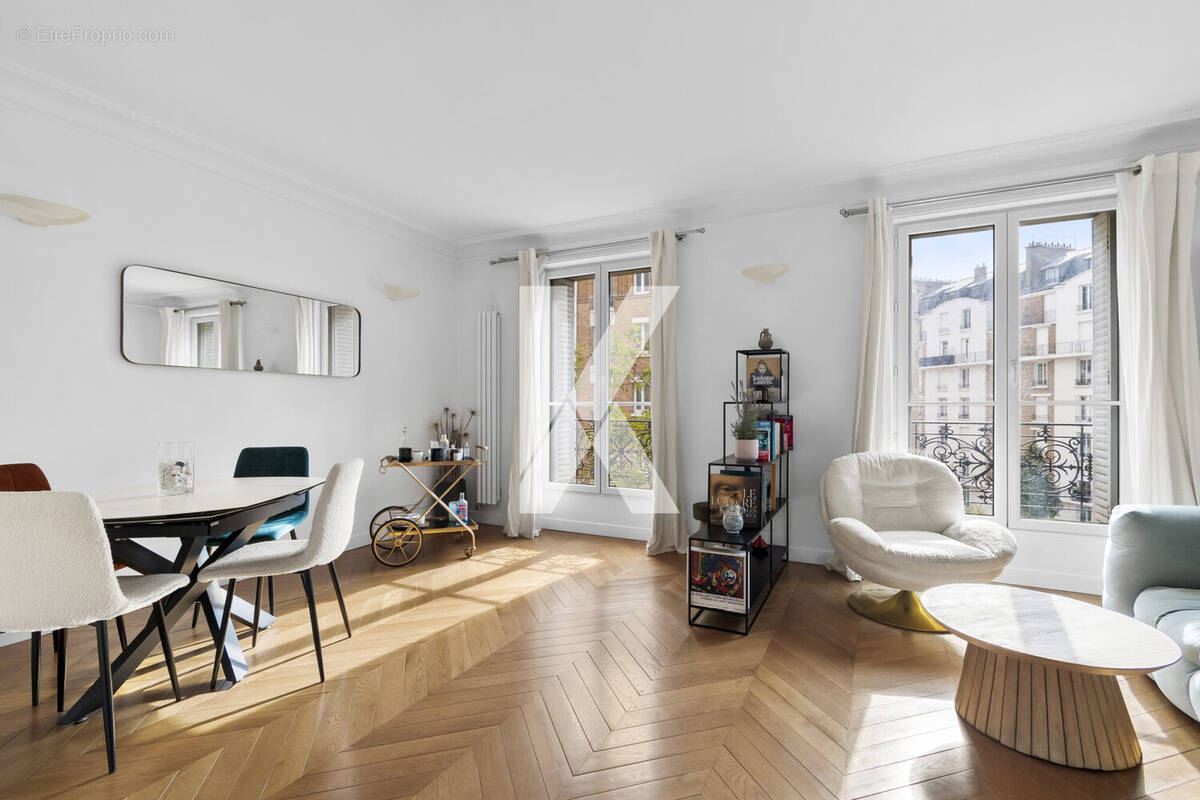 Séjour 5 - Appartement à PARIS-16E