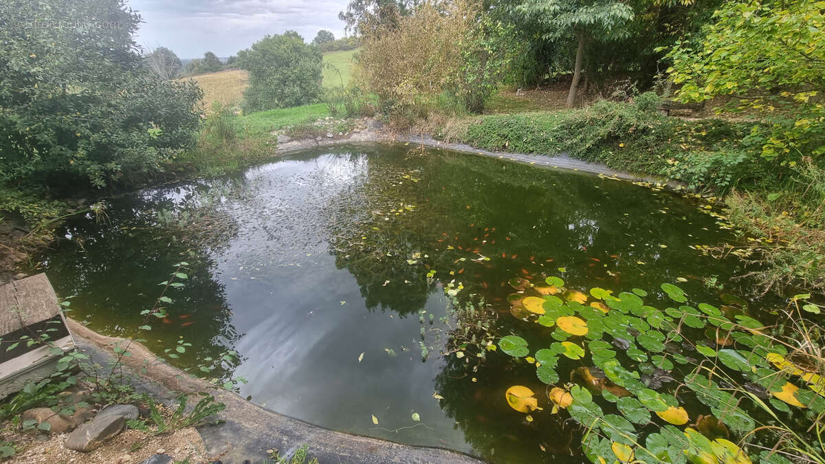 Maison à L&#039;ISLE-EN-DODON