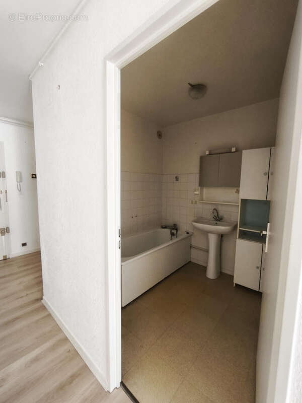 Appartement à SAINTE-SAVINE