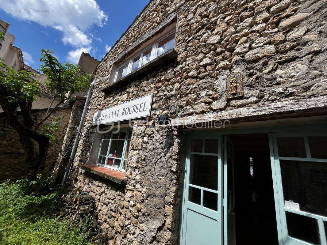 Maison à MOUSTIERS-SAINTE-MARIE