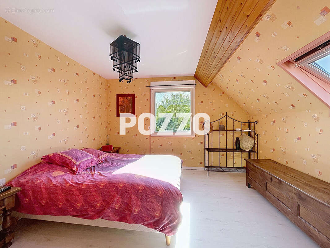 Maison à DONVILLE-LES-BAINS