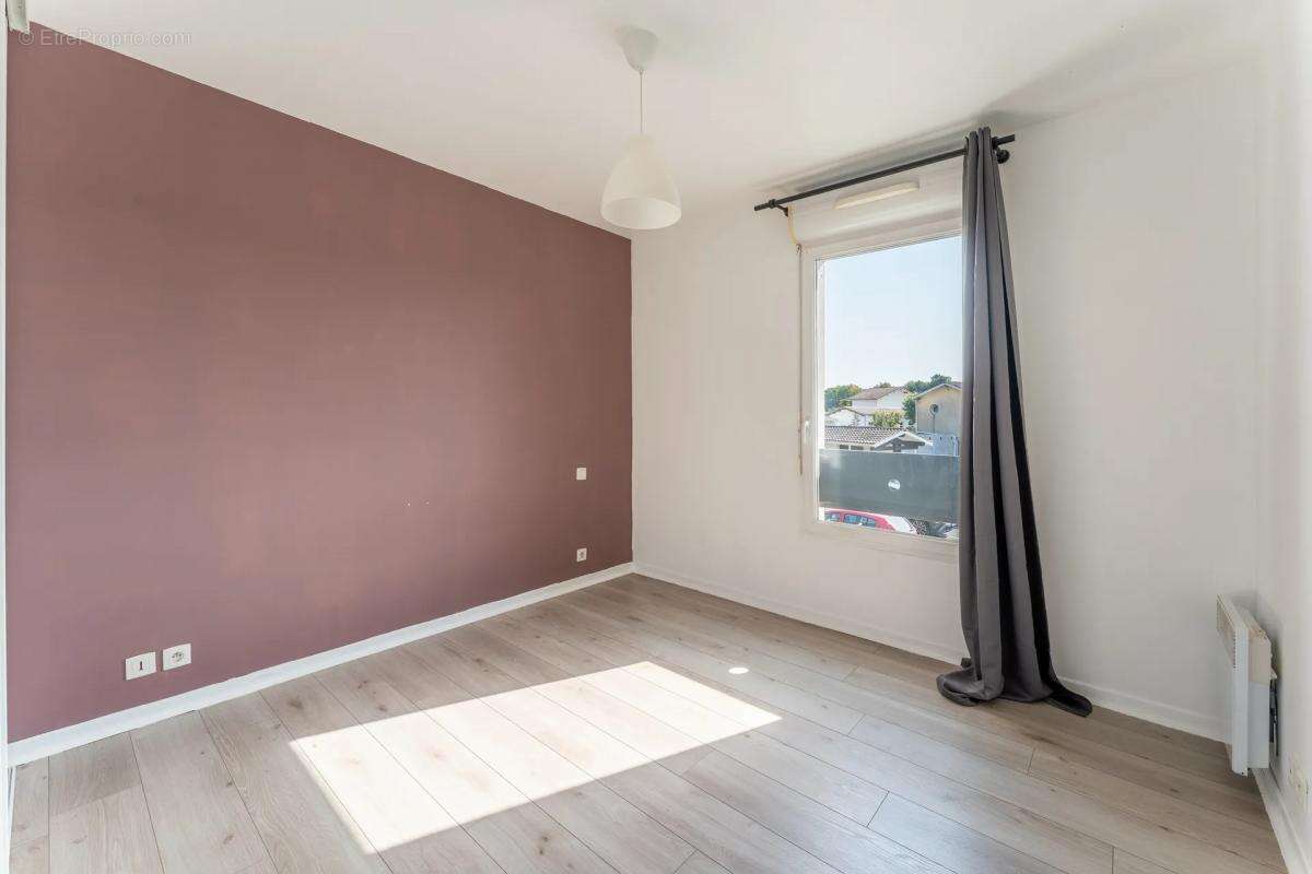 Appartement à LE BARP