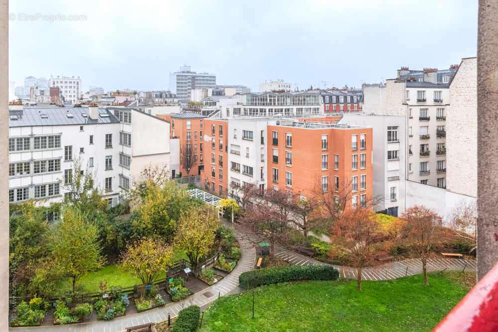 Appartement à PARIS-11E