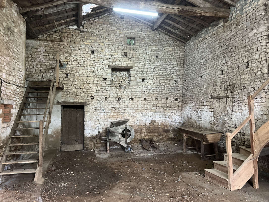 Maison à THIRE
