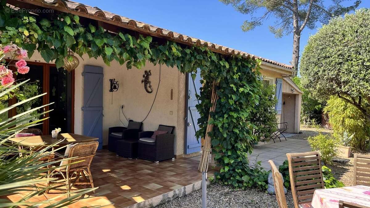 Maison à SAINT-ANTONIN-DU-VAR