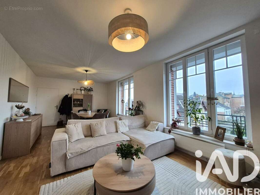 Photo 5 - Appartement à CHARLEVILLE-MEZIERES