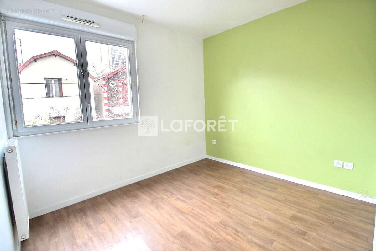 Appartement à GENNEVILLIERS