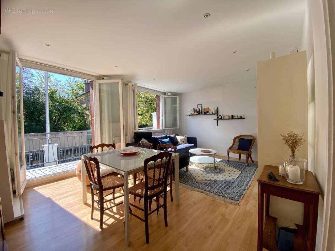 Maison à LE PERREUX-SUR-MARNE