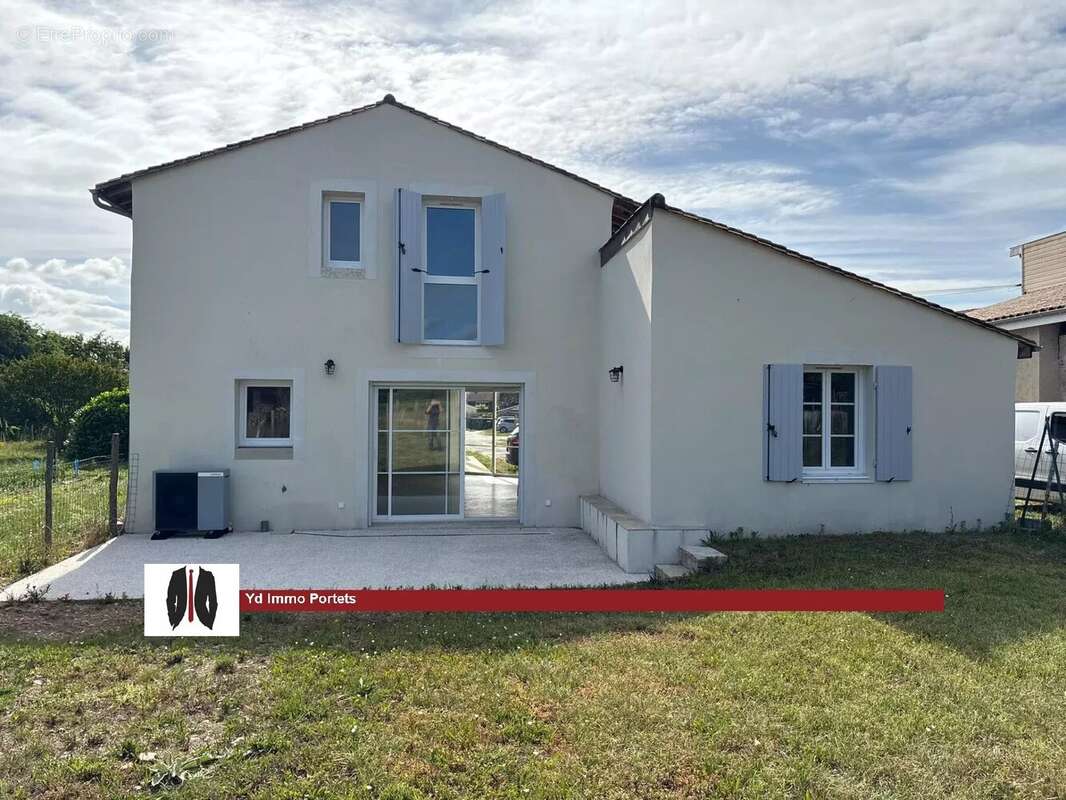 Maison à ILLATS