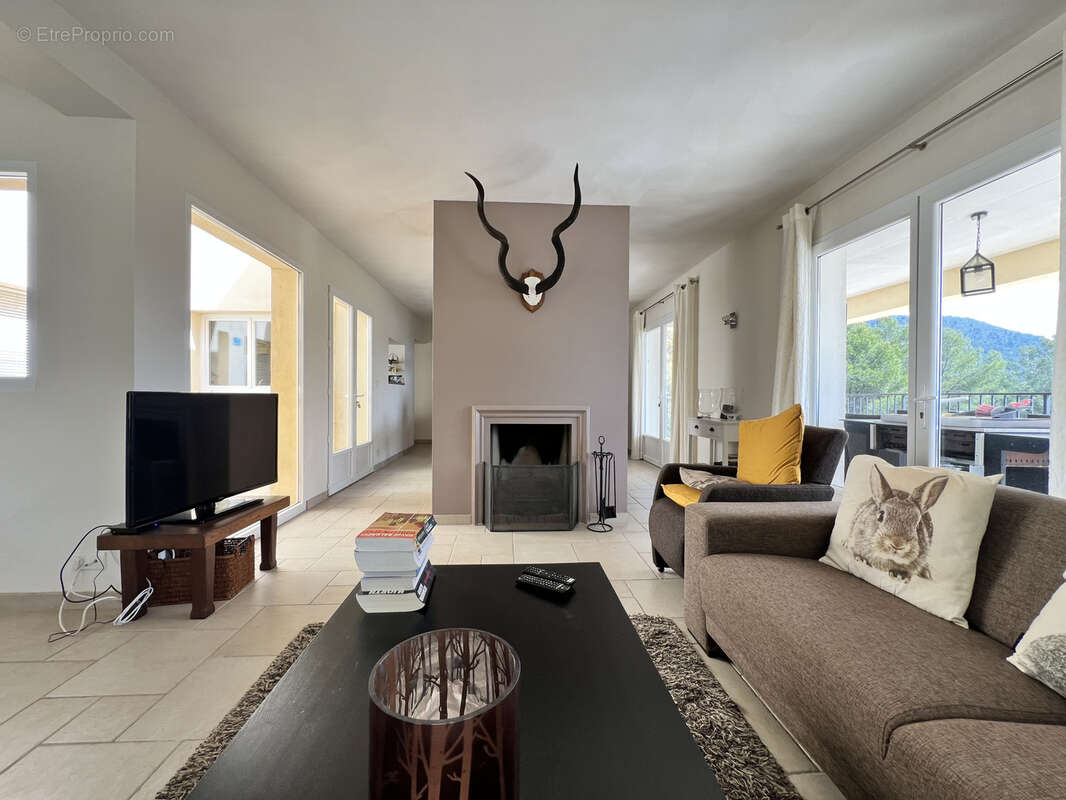 Maison à DRAGUIGNAN