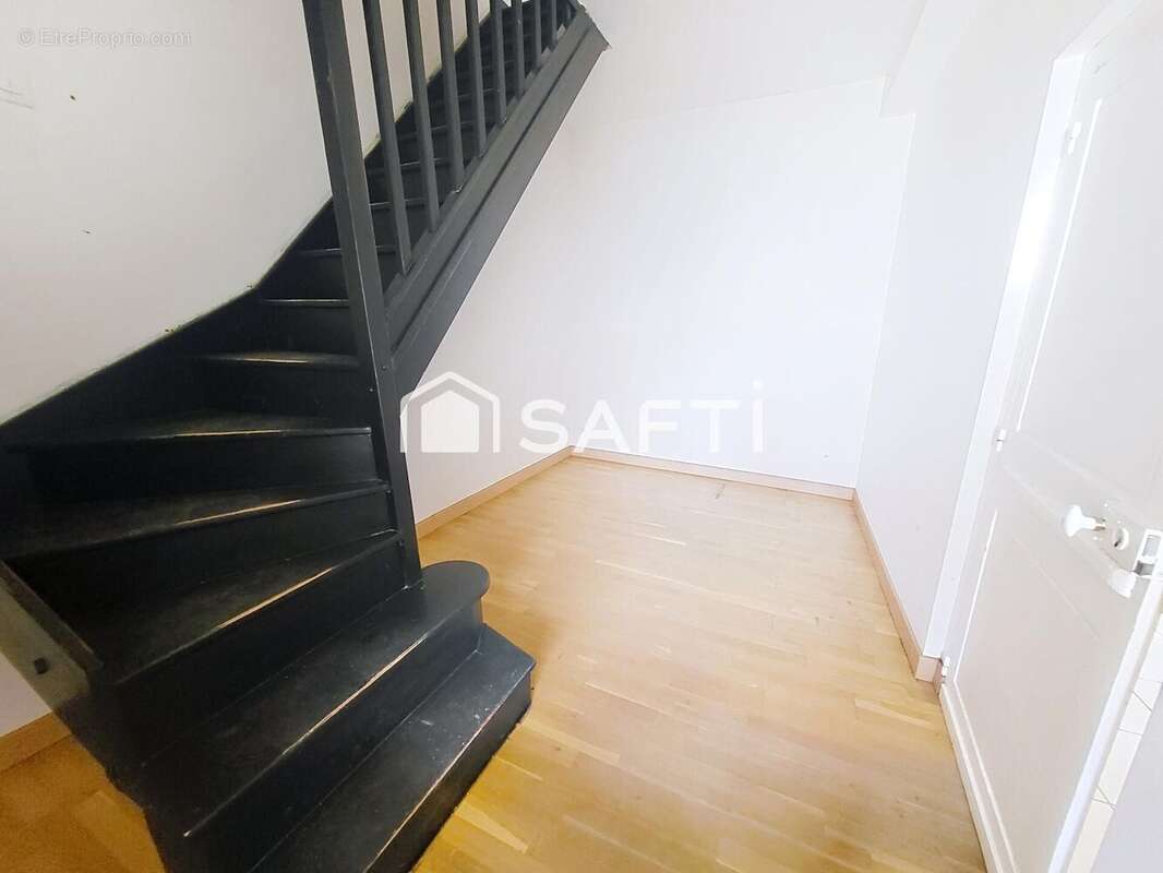 Photo 3 - Maison à DUN-SUR-AURON