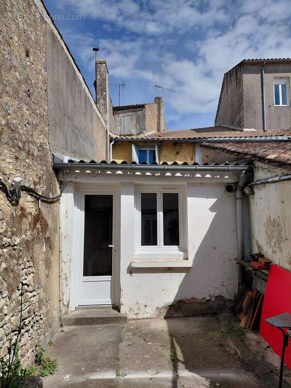 Maison à MIRAMBEAU