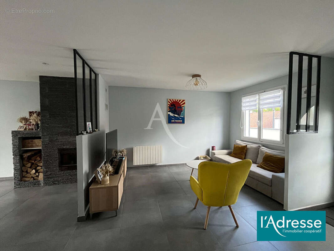 Maison à VILLE-EN-TARDENOIS