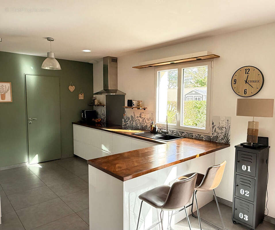 Maison à BEYNES