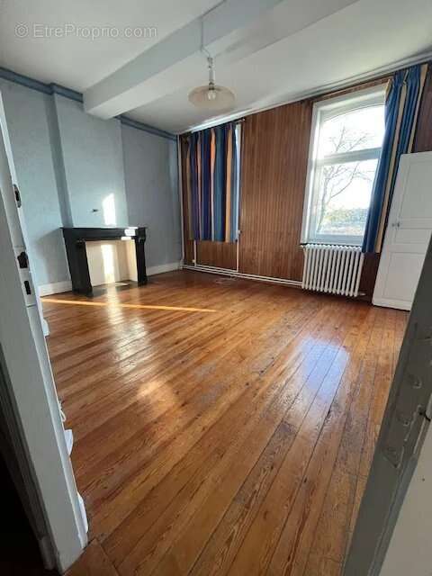 Appartement à INCHY