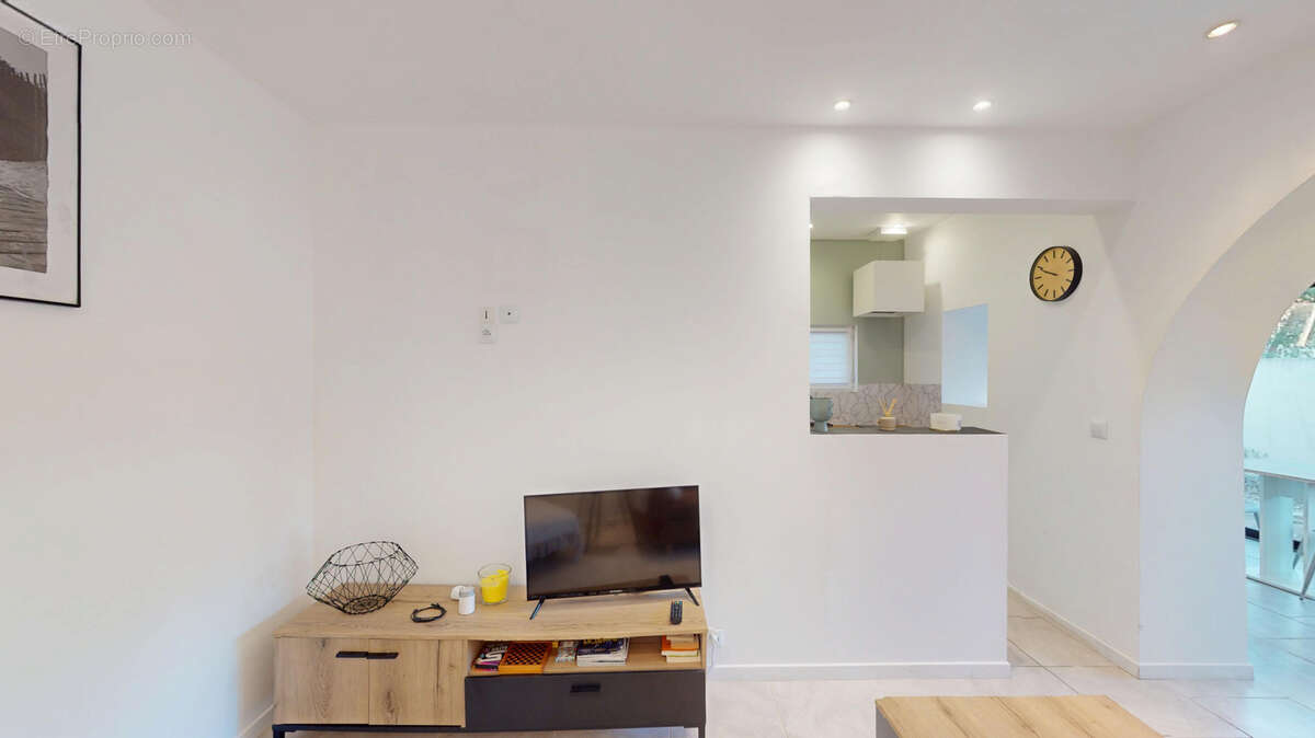 Appartement à SAUSSET-LES-PINS