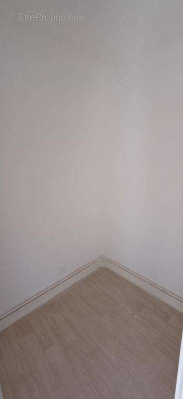 WAZIERS  654 rue Faidherbe - photo 9