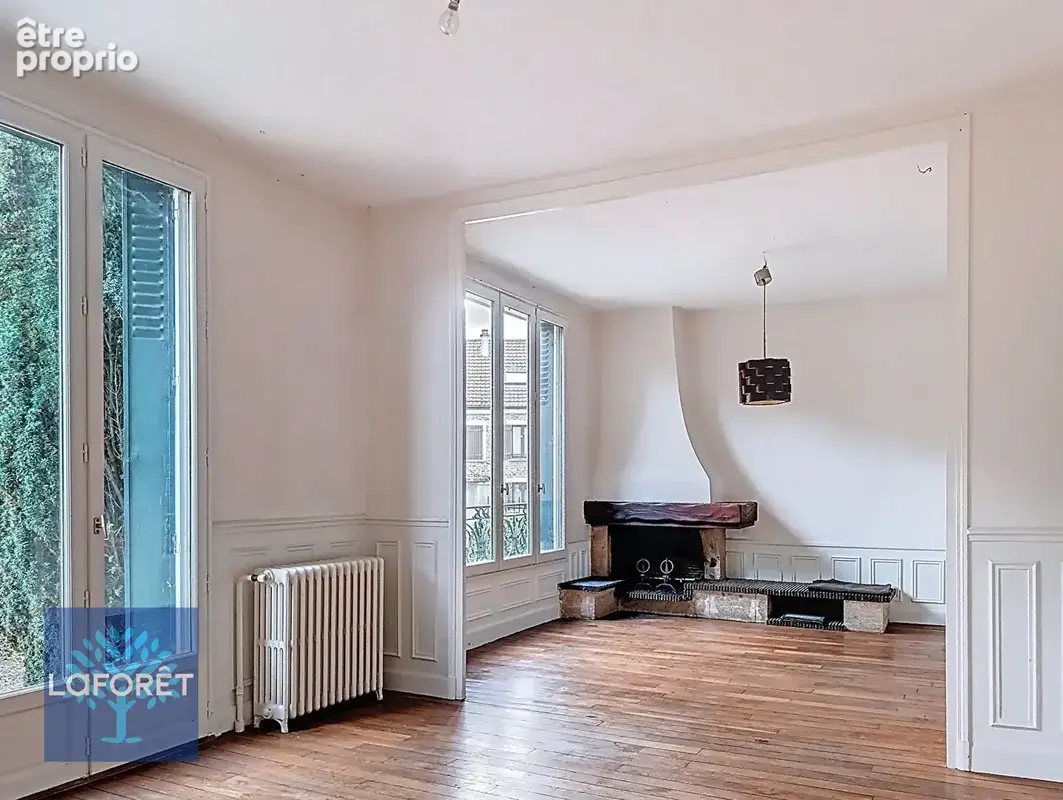 Maison à VERT-LE-GRAND