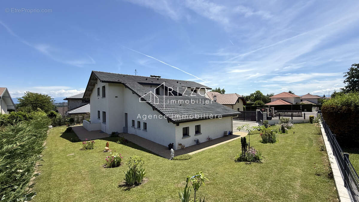 Maison à PREVESSIN-MOENS