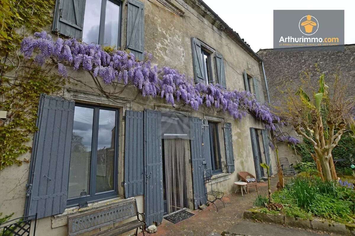 Maison à MONESTIER