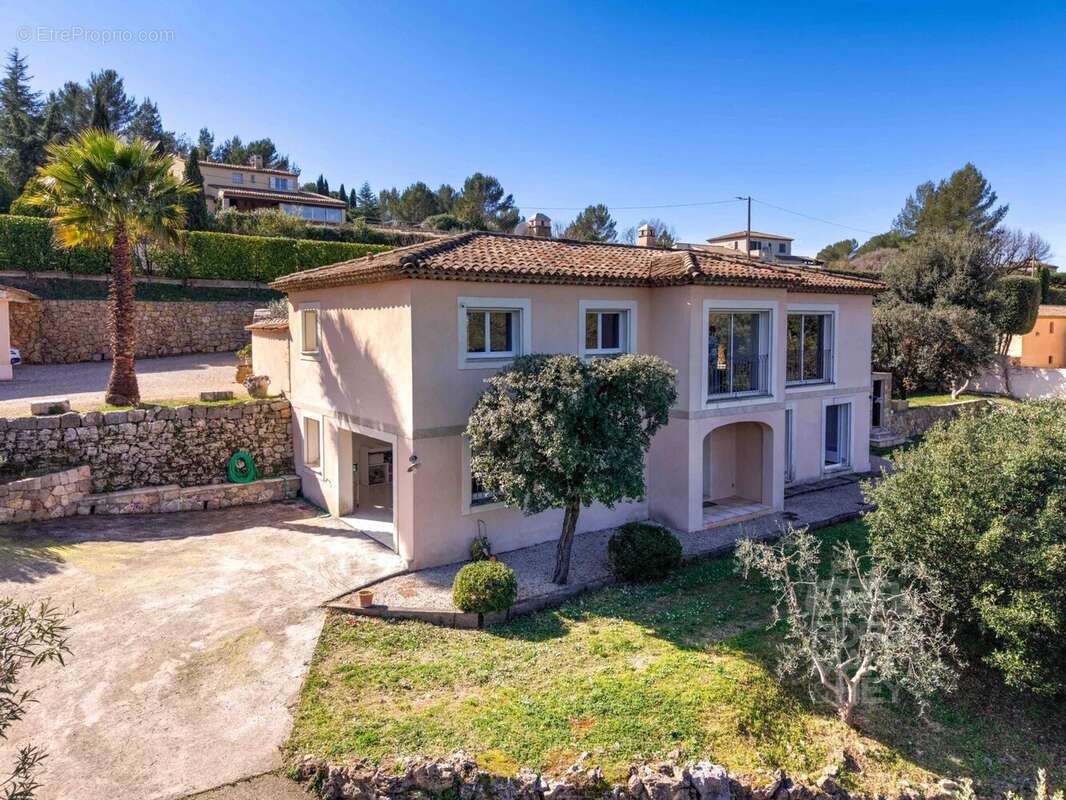 Maison à PEYMEINADE