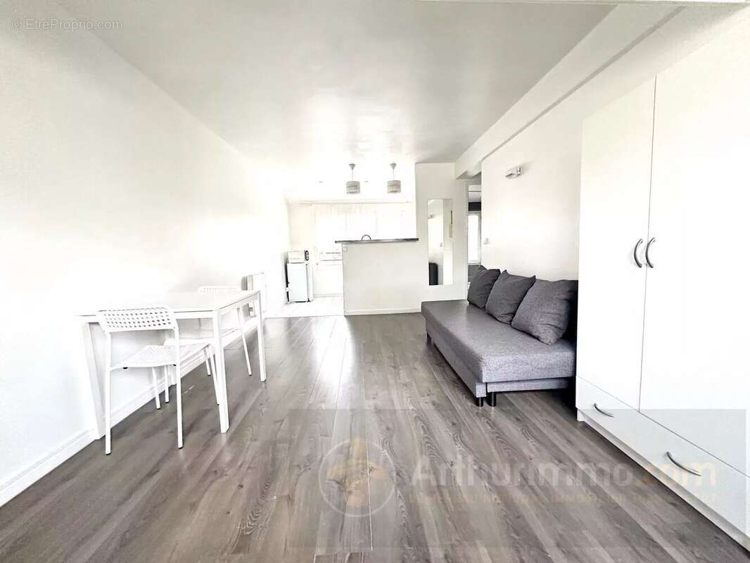 Appartement à LIVRY-GARGAN