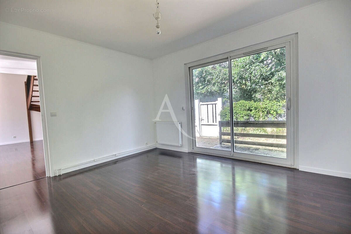 Maison à CONFLANS-SAINTE-HONORINE