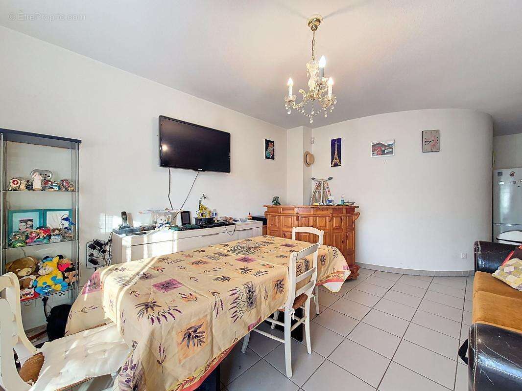 Appartement à LE CANNET