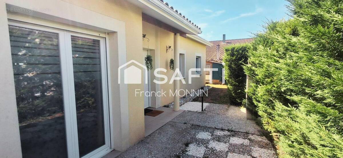 Photo 1 - Maison à BERSON