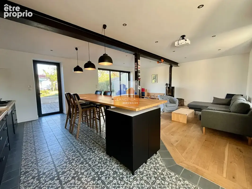 Bouguenais les couets, maison de 130 m², 3 chambres, bureau, garage 70m² - photo 2