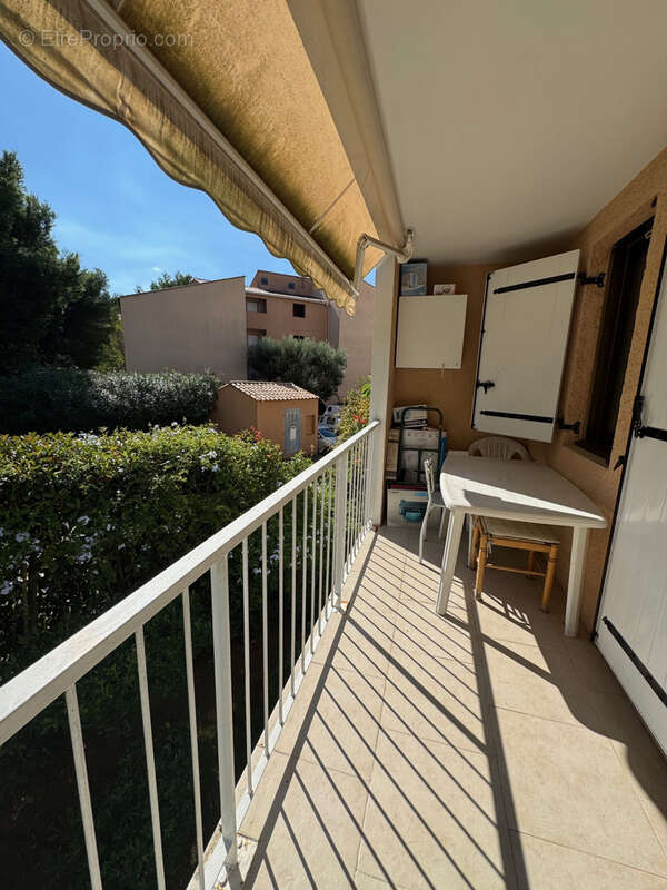 Appartement à SIX-FOURS-LES-PLAGES