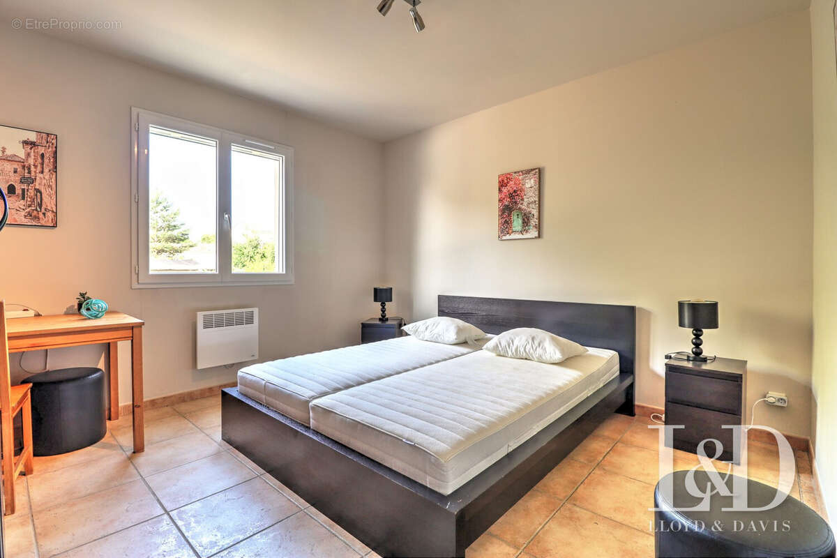 Maison à MEJANNES-LE-CLAP