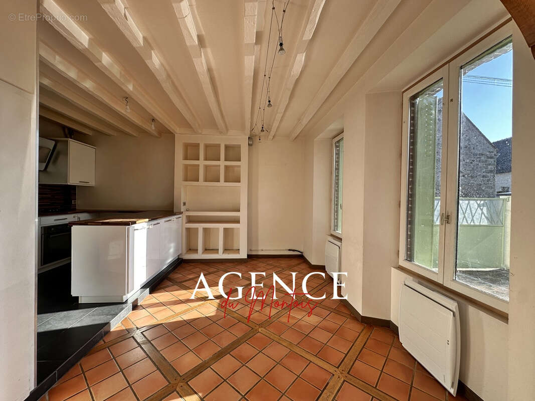 Maison à DONNEMARIE-DONTILLY