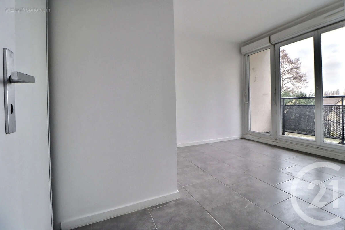 Appartement à AULNAY-SOUS-BOIS