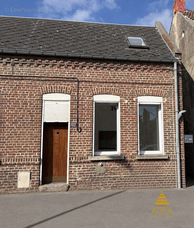 Maison T2 en briques 