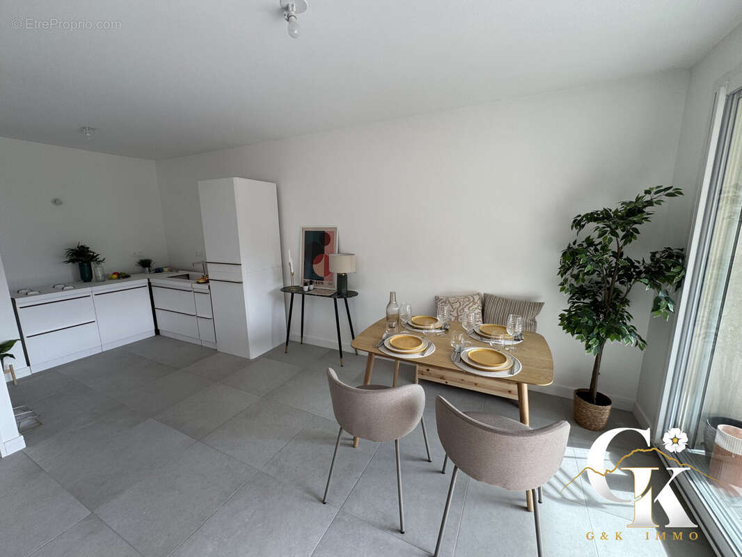 Appartement à LA TRONCHE