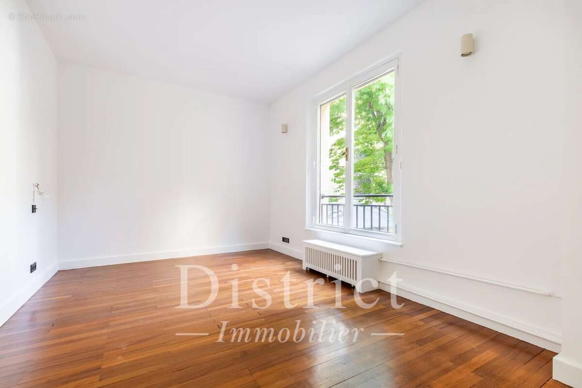 Appartement à PARIS-4E