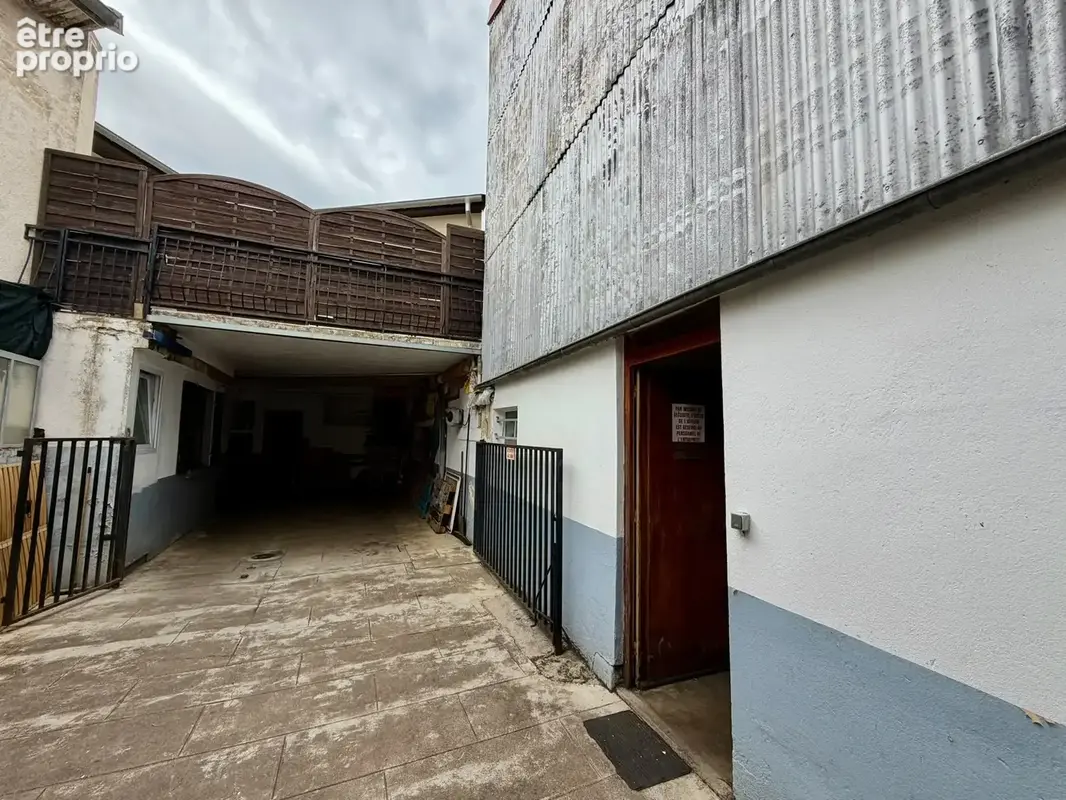 Vente immeuble avec garage automobile et appartement T6 VESOUL - photo 8
