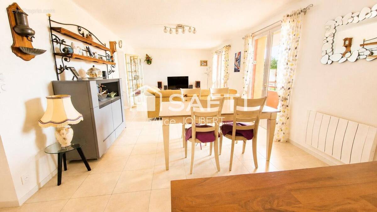 Photo 1 - Appartement à TALMONT-SAINT-HILAIRE