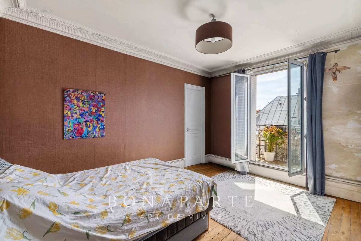 Paris 9 / turgot – étage élevé – balcon filant – vue dégagée - photo 6