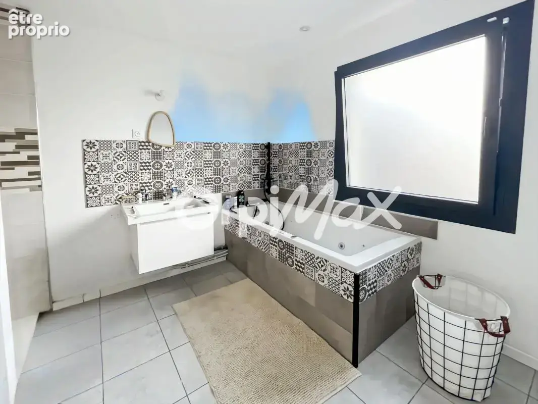 Maison À Vendre Plain pied Sous-sol complet - photo 11