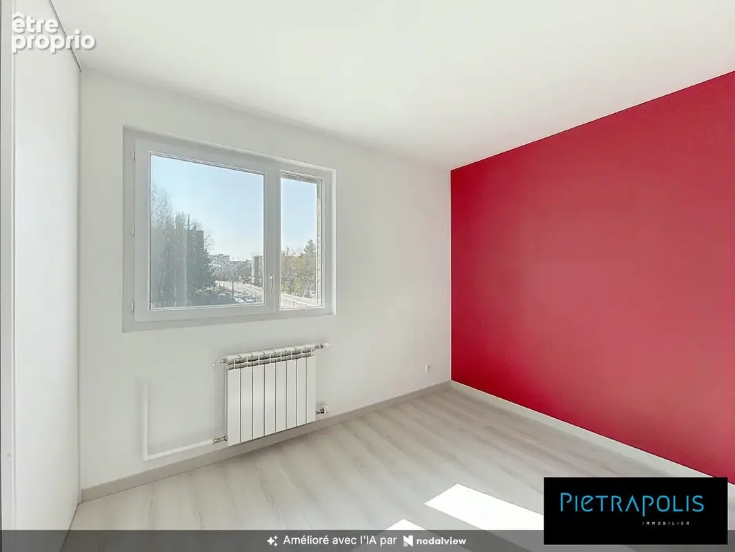 Appartement 78 m² à Saint-Priest  - photo 5