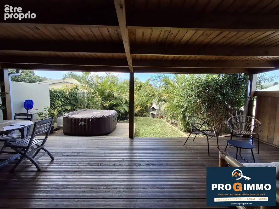 Maison 90 m² à Saint-Pierre  - photo 8