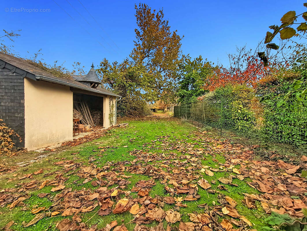 Maison à MONTILLIERS