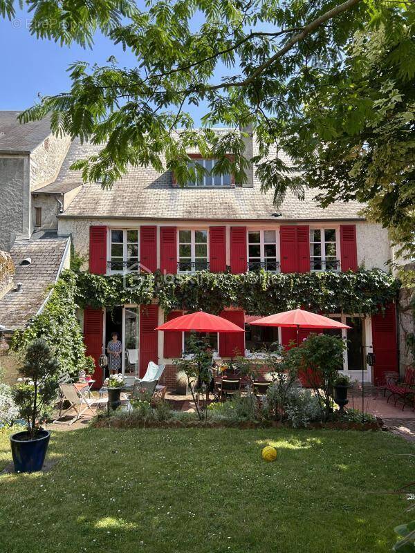 Maison à ETAMPES