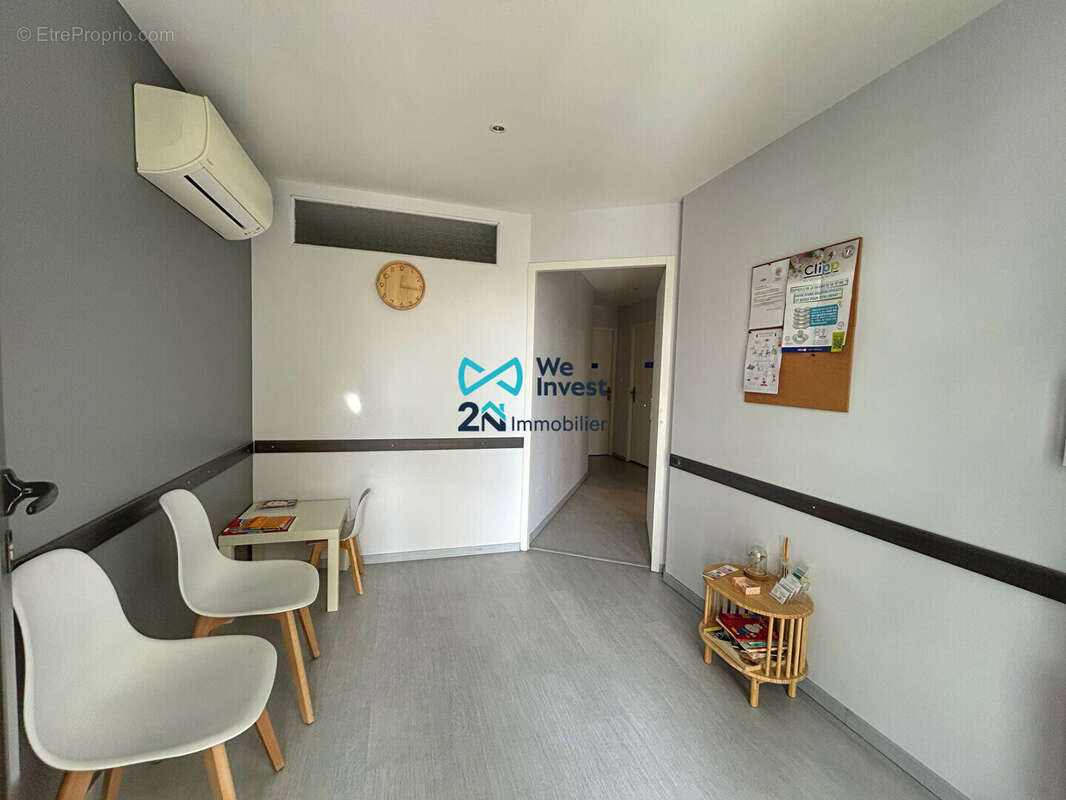 Commerce à SAINT-SULPICE