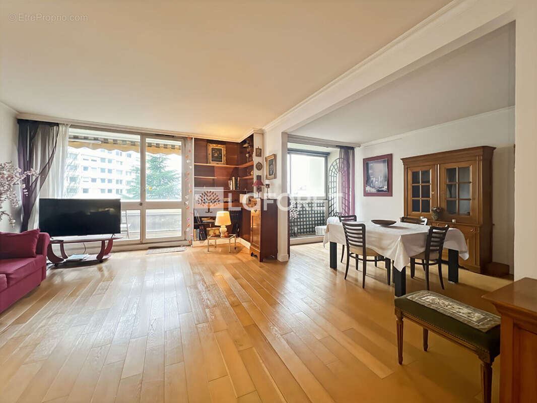 Appartement à MAISONS-ALFORT
